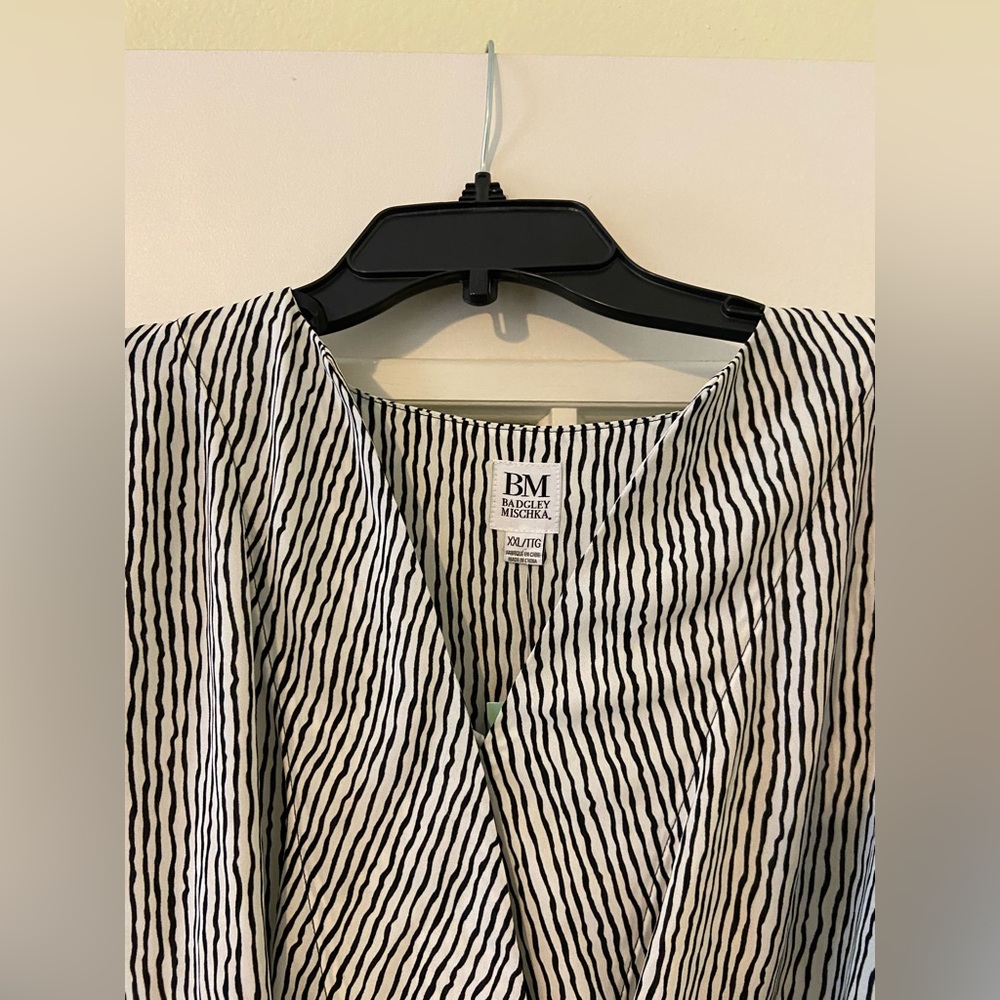 Badgley Mischka High Low Blouse